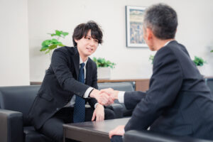 保険商談で「感情」と「ロジック」、どちらが大事か？